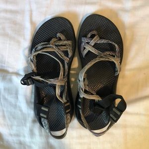 Pixel weave chacos